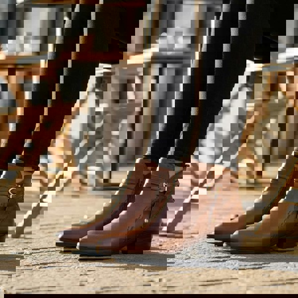 Pikolinos Daroca - Women’s Brown Leather Bootie Heeled Biker Boots