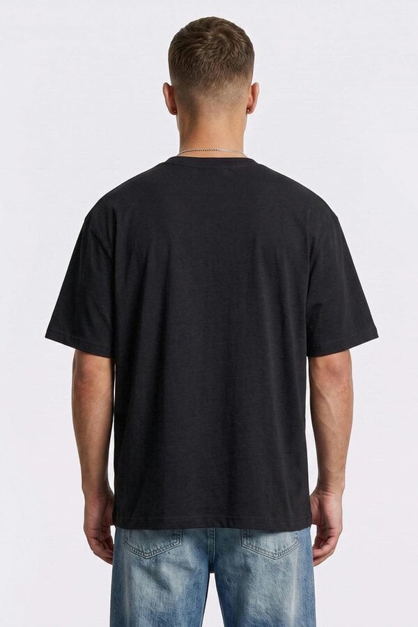 London Attitude Worldwide Eagle Oversized Heavyweight Graphic T-Shirt