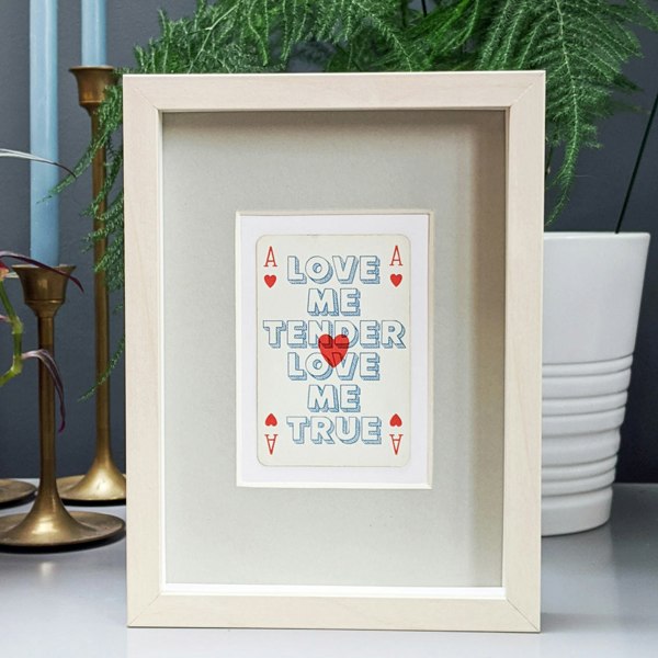 Hands & Hearts Love me tender playing card print