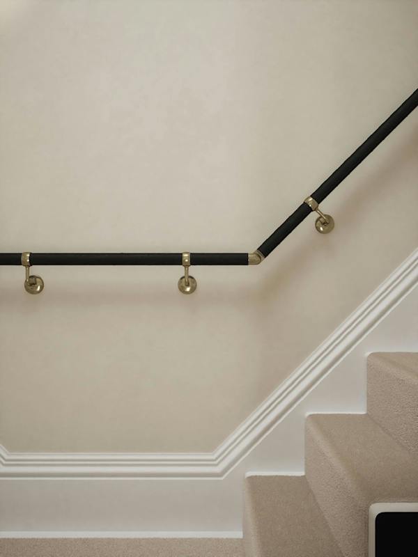 Handrails Direct Blakedown Midnight Wood T Shape Handrail