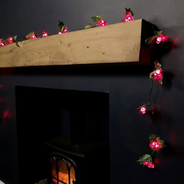 Samuel Alexander Premier 2.8m Holly Garland with Red Berries and 40 Red Leds