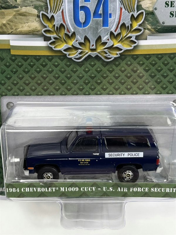 Greenlight 1984 Chevrolet M1009 CUCV US Air Force Security 1:64 Scale Greenlight 61040F