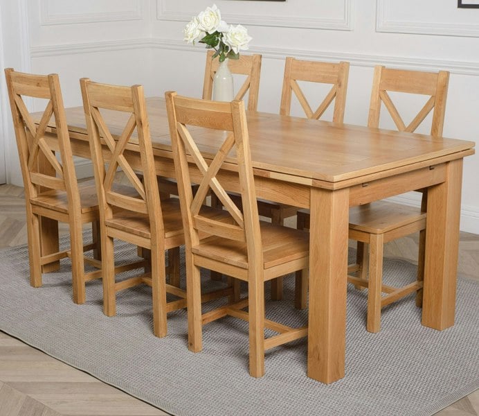 That's Furniture Richmond Large Oak Extending Dining Table with Berkeley Oak Chairs