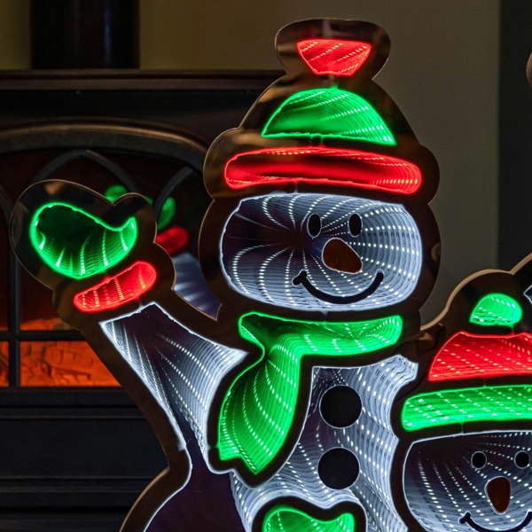 Samuel Alexander 65cm Infinity Standing Snowmen Family on Metal Base with White, Red & Green LEDs