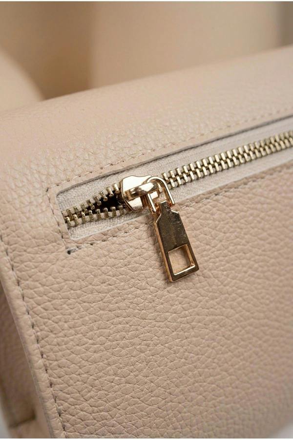 ikrush Constance Pebbled Faux Leather Text Bag
