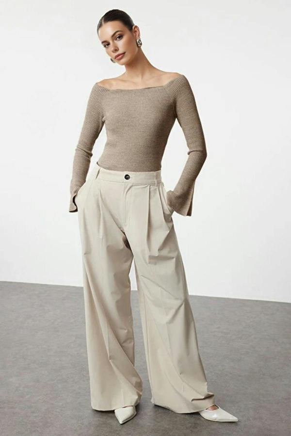 WOVCOR Carmen Collar Knit Sweater