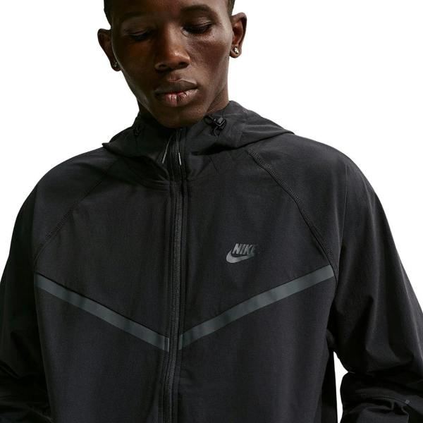 Nike Tech Men's Black Woven Jacket