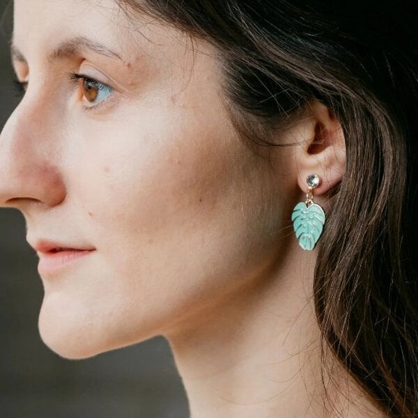 The Colourful Aura Green Tropical Feather Leaf Zircon Charm Dangle Drop Stud Statement Earrings