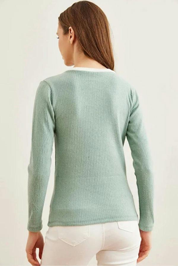 Hoxton Gal Neck-Detail Brushed Stretch Blouse