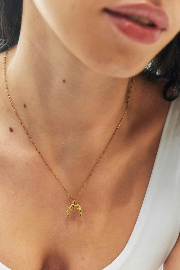 Elk & Bloom Roped Moment Twisted Horn 14K Gold Pendant Necklace