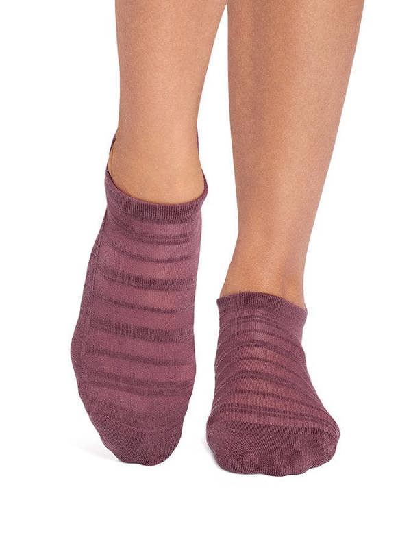Tavi Savvy Breeze Grip Socks