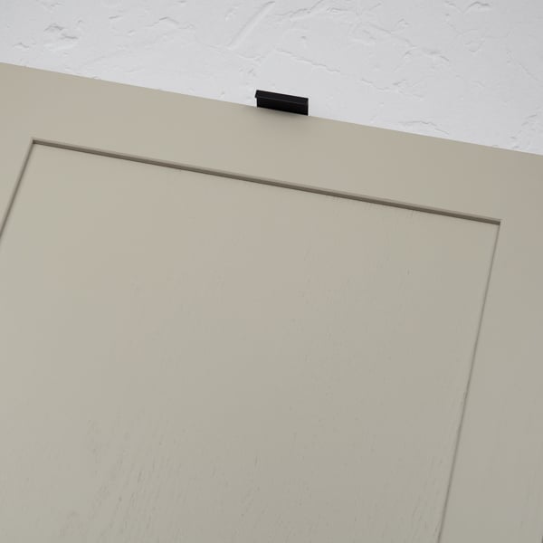 Handle & Home Matt Black Squared Edge Mount Lip Pull Handles