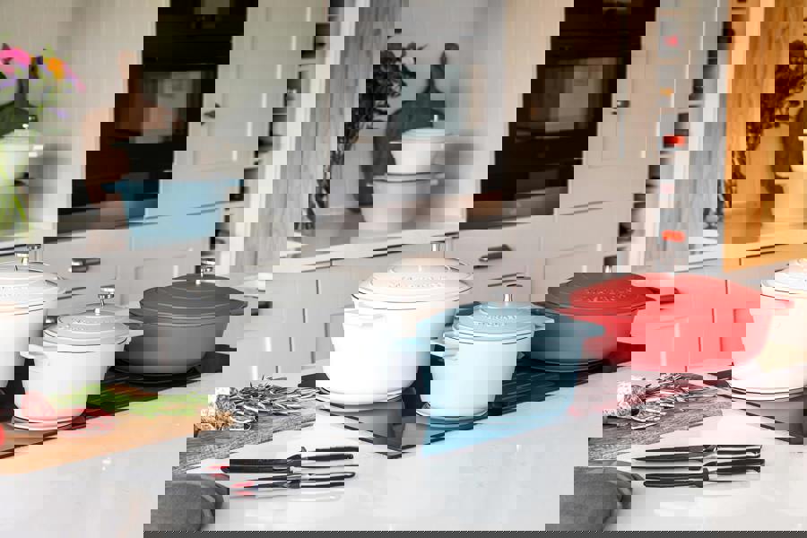 MasterClass Sky Blue Cast Aluminium Casserole Dish, 2.5L