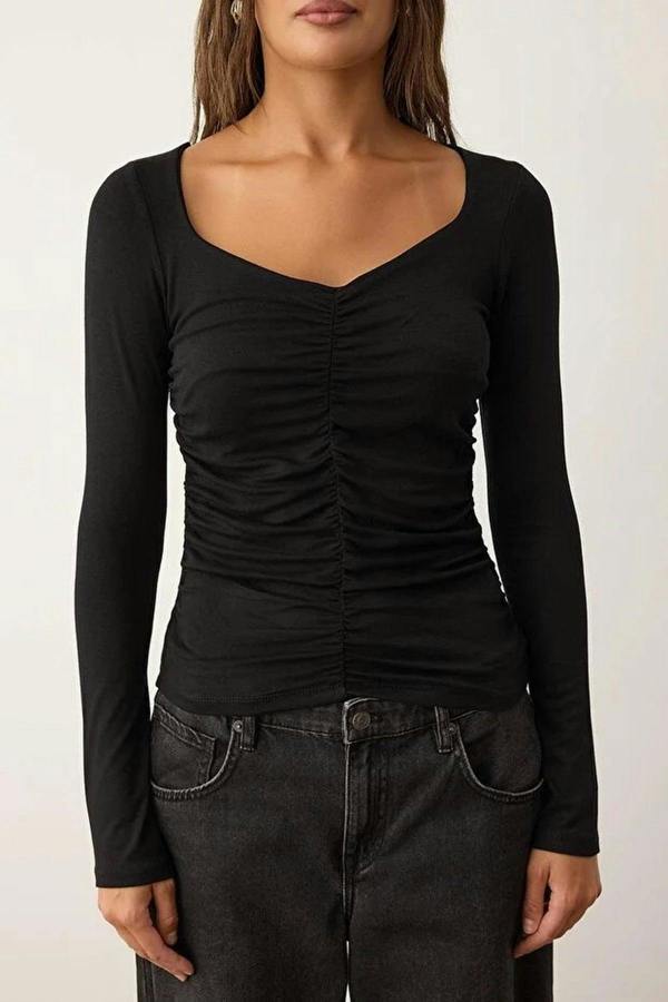 WOVCOR Pleated V-Neck Long Sleeve Knit Blouse