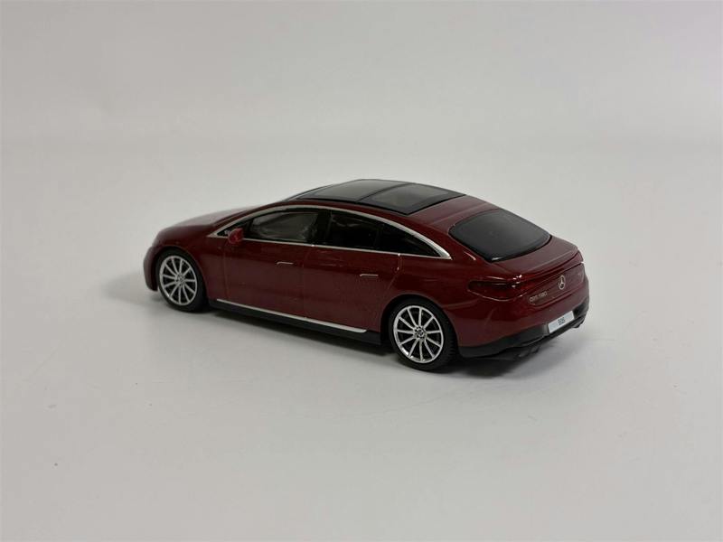 MCSlots Mercedes Benz EQS 580 4MATIC Red Metallic RHD 1:64 Mini GT MGT00970R