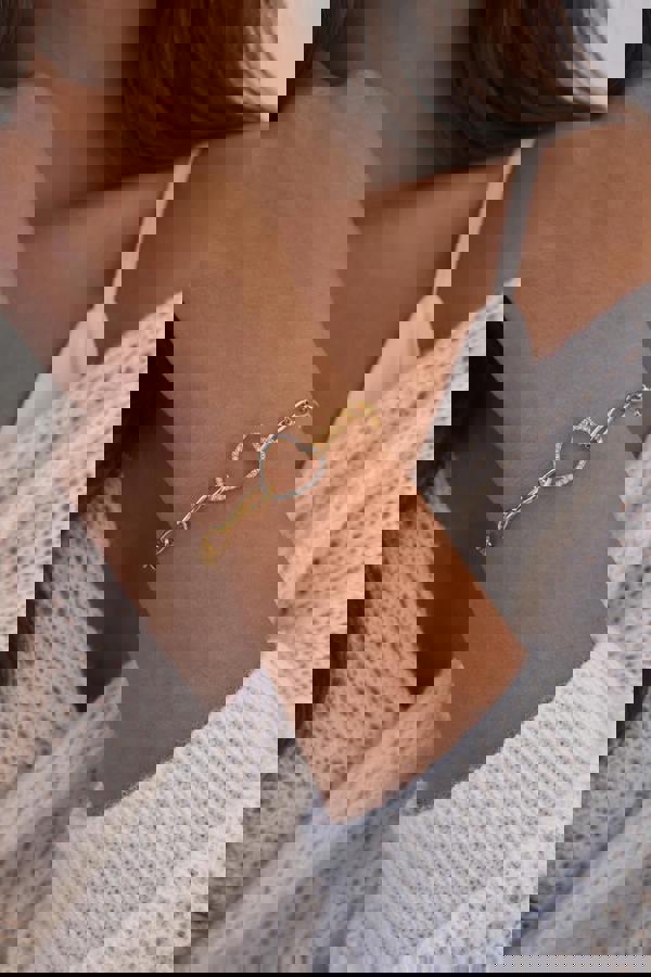 Luxe Tones Amoréa Luxe 18k Gold Plated Crystal Heart Chain Bracelet