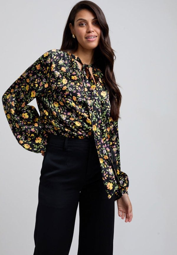 Floral Printed Blouse with Long sleeve and neck tie detail 