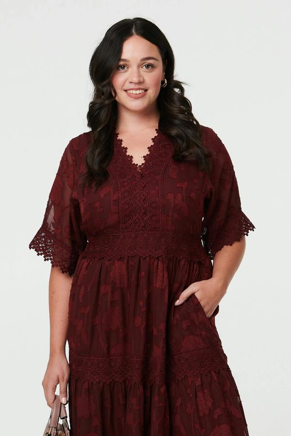 Red | Curve Floral Lace 1/2 Sleeve Maxi Dress
