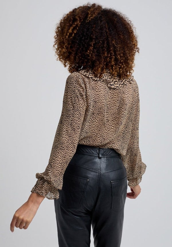 Joni Leopard Blouse in Brown