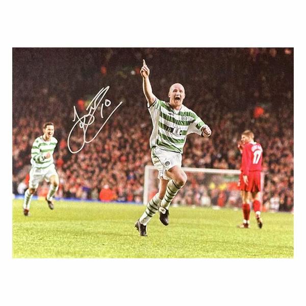 John Hartson signed Celtic photo — Premium framing