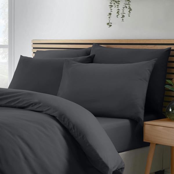 Catherine Lansfield So Soft Non-Iron Standard Pack of 4 Pillowcases Black
