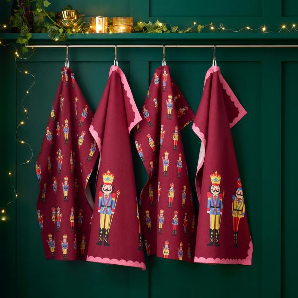 Catherine Lansfield Christmas Nutcracker Cotton Kitchen Tea Towel Pack of 4 Plum