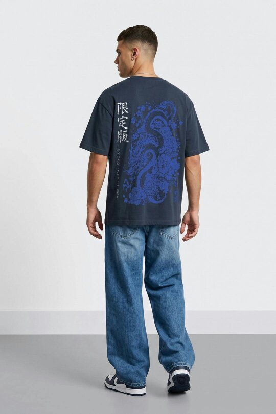London Attitude Oversized Japanese Dragon Graphic T-Shirt