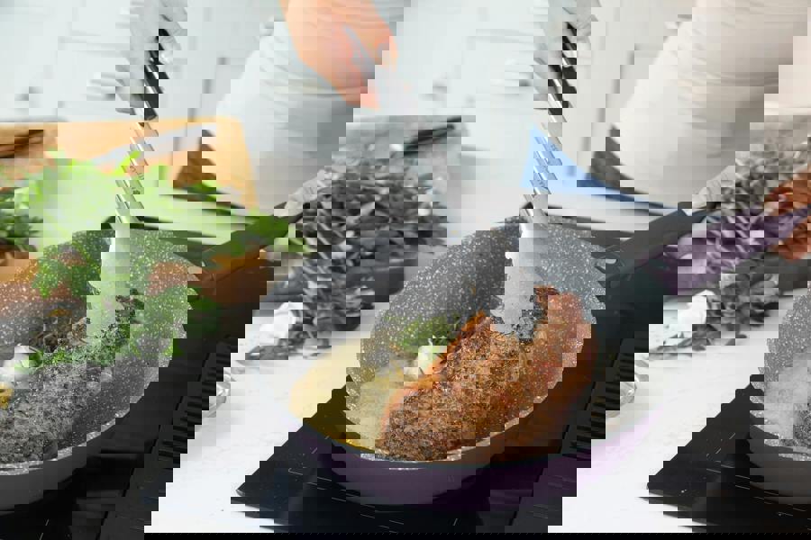 MasterClass Cast Aluminium Frying Pan, Purple, 28cm