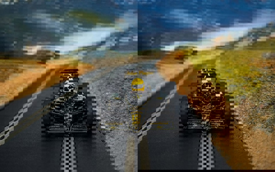 Scalextric Lotus 98T Ayrton Senna Single Seater 1:32 Scale Scalextric C4529