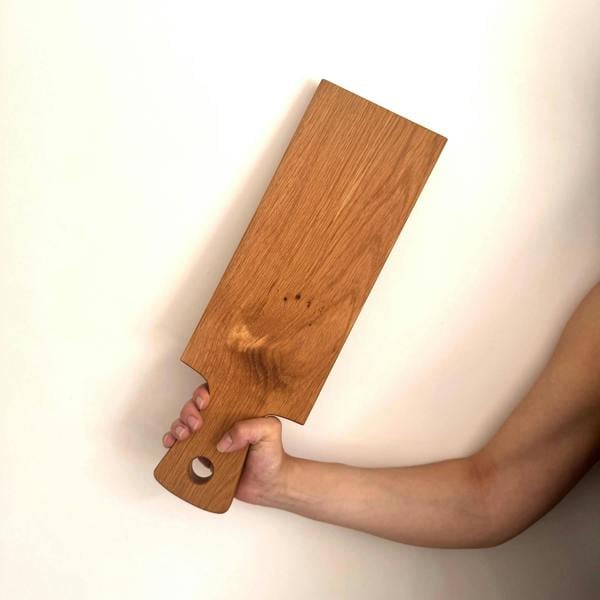Giraffes & Craftz Large Oak Paddle with a Handle - Oak Cheese, Bread And Serving Board