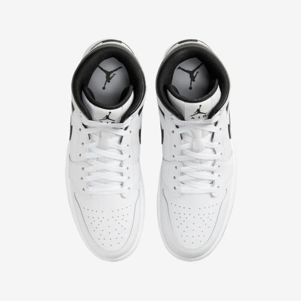 Nike DQ8426-132 Sneakers   in  Black/White