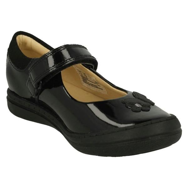 Clarks Girls Clarks Butterfly Detailed School Shoes Scooter Daisy