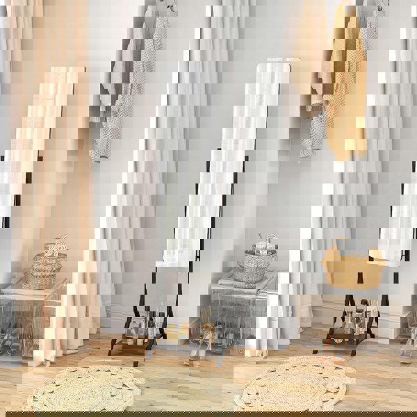 X-831-684