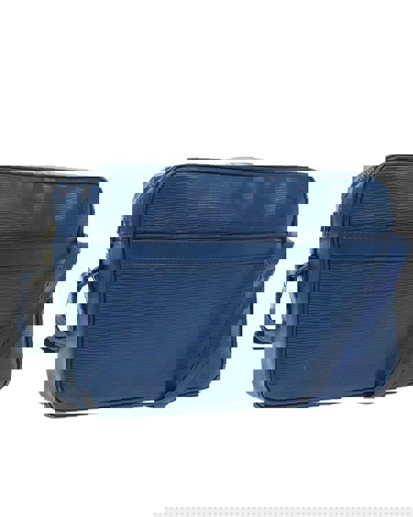 195227105.jpg