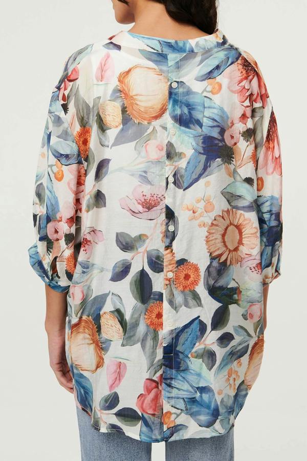Blue | Abstract Floral Curve Hem Blouse