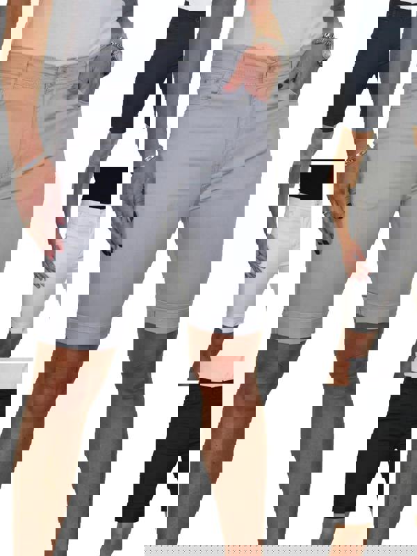 Paulo Due Women's Chino Bermuda Shorts