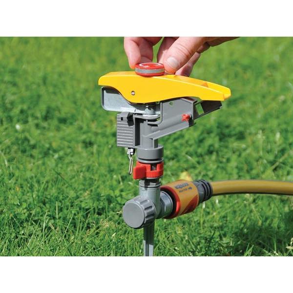 Hozelock 2550 Pulsating Sprinkler 450m - Multi Colour - 