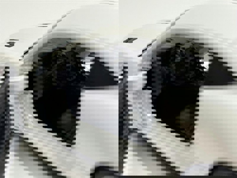 Tayumo Jaguar F Type White LHD 1:36 Scale Pull & Go Tayumo 36100030