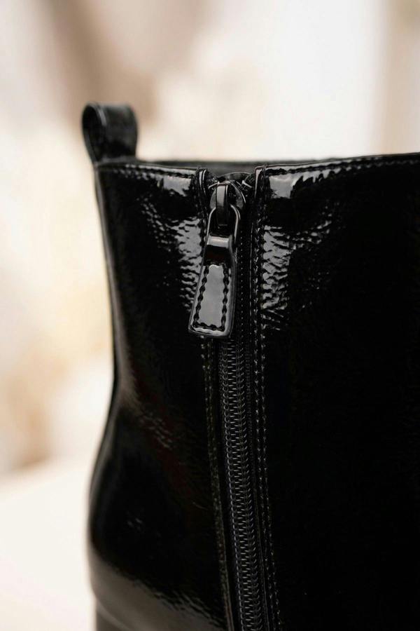Genevieve Black Patent Pointed Toe Boots - Black