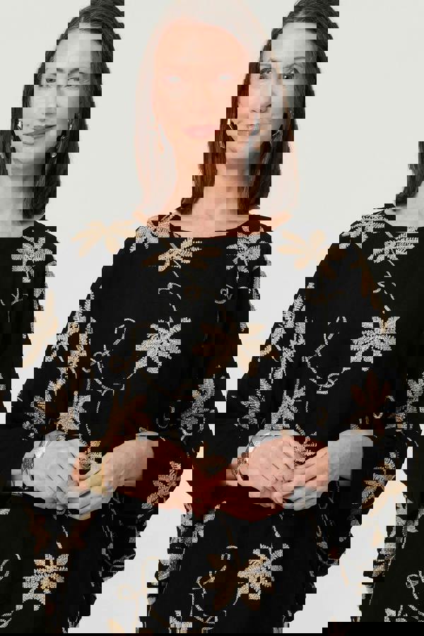 Black | Floral Embroidered 3/4 Sleeve Top