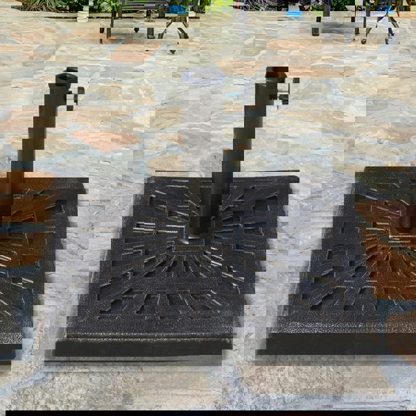 Center Pole Umbrella Base