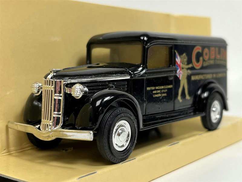 MCSlots GMC Van 1937 Goblin Electric Cleaners Models of Yesteryear 1:45 Scale Matchbox Y12D S5