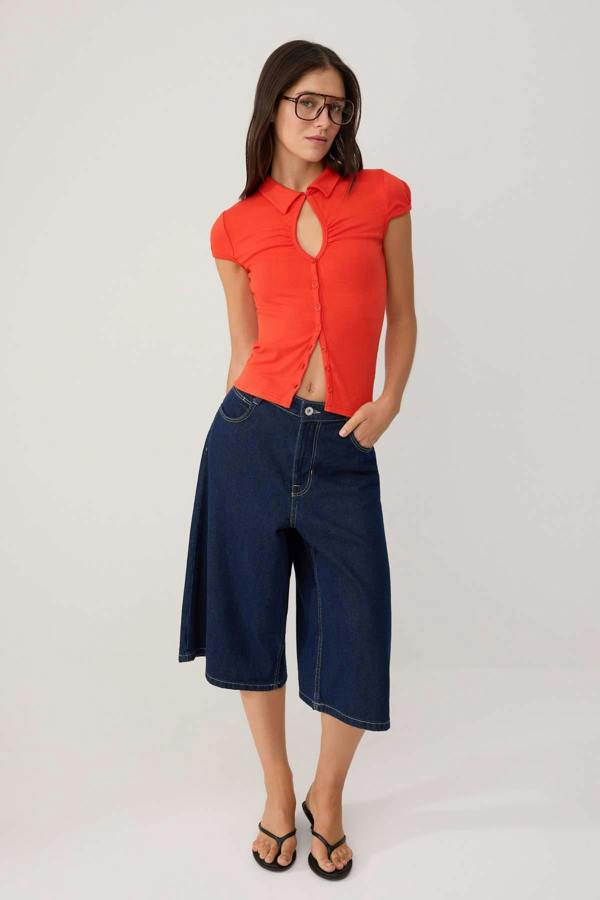 WOVCOR Keyhole Neck Short Sleeve Fitted Knit Blouse
