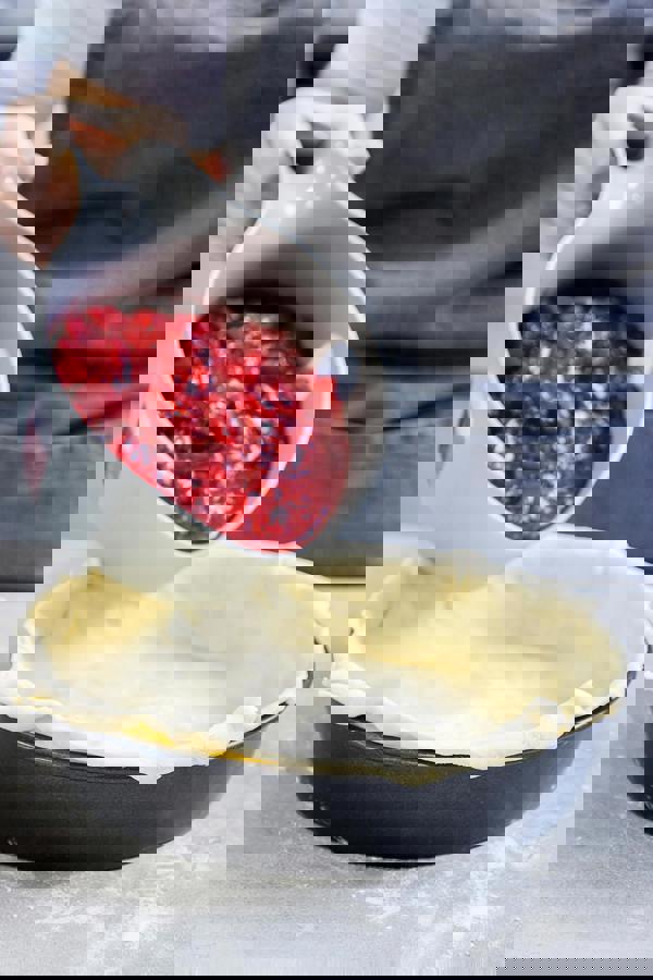 MasterClass Non-Stick 23cm Deep Pie Pan