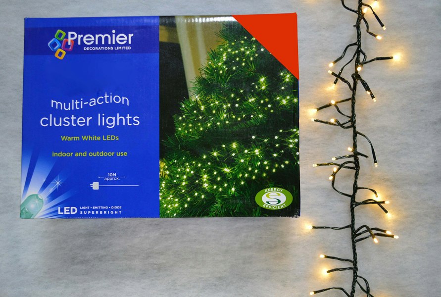 Samuel Alexander 960 LED 12.4m Premier Clusterbrights Indoor Outdoor Multifunction Mains Operated Christmas Cluster Lights with Timer in Warm White