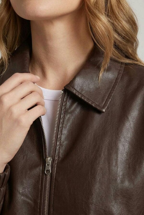 Izabel London Faux Leather Collared Cropped Jacket
