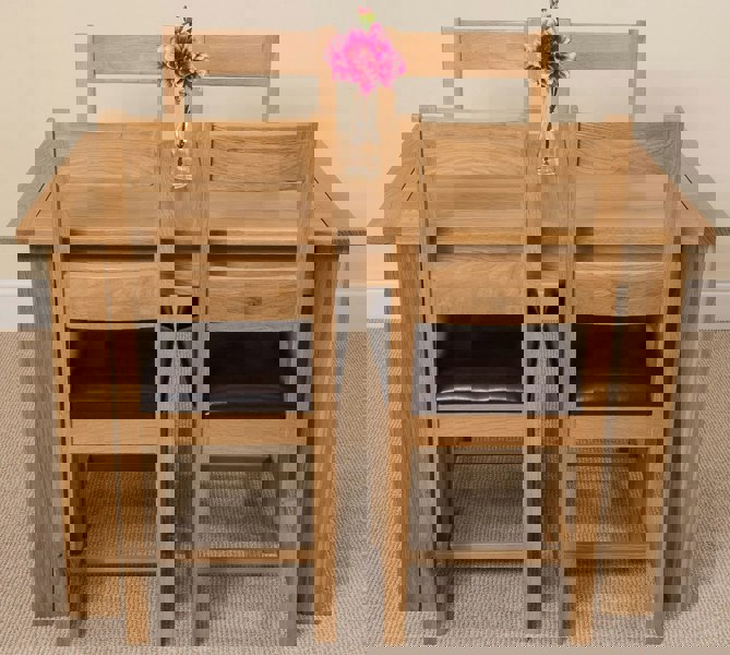 That's Furniture Hampton Small Oak Extending Dining Table with Lincoln Oak Chairs