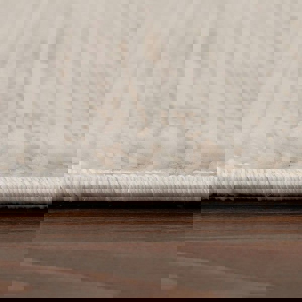 beige-cream colours, striped design, stain-resistant, Cosy comfort rug.