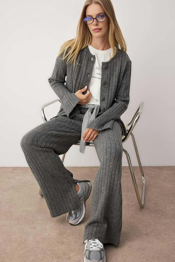 WOVCOR 2-Piece Soft Texture Knit Sweater & Pants Set