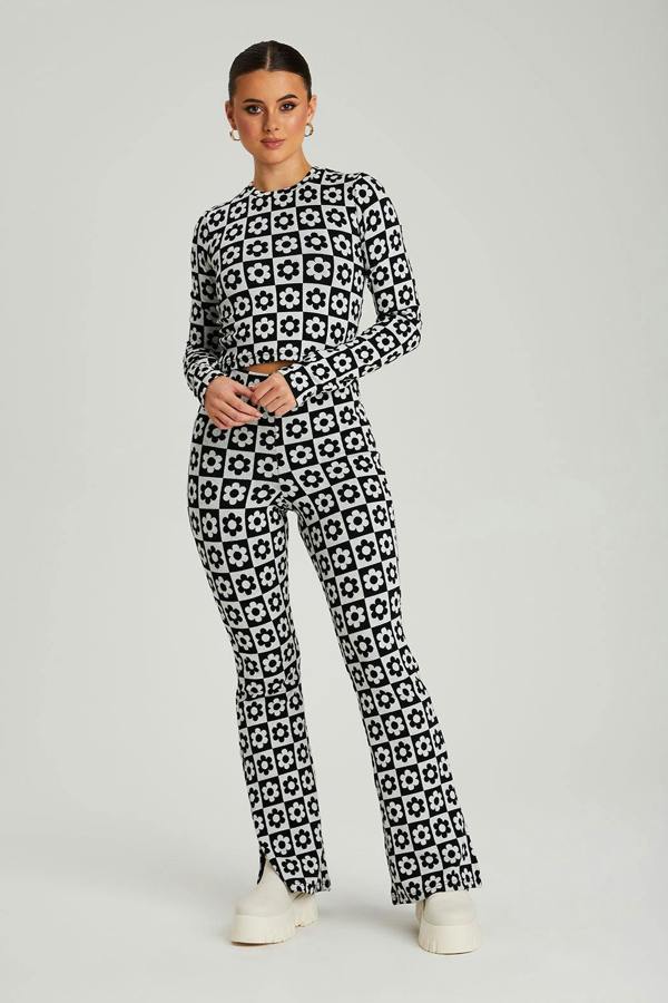 Urban Bliss Jacquard Floral Top